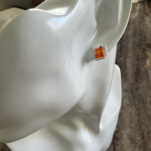 NWT- Sona Studios Beer Mug Stud Earrings, Hypoallergenic - Picture 1 of 2